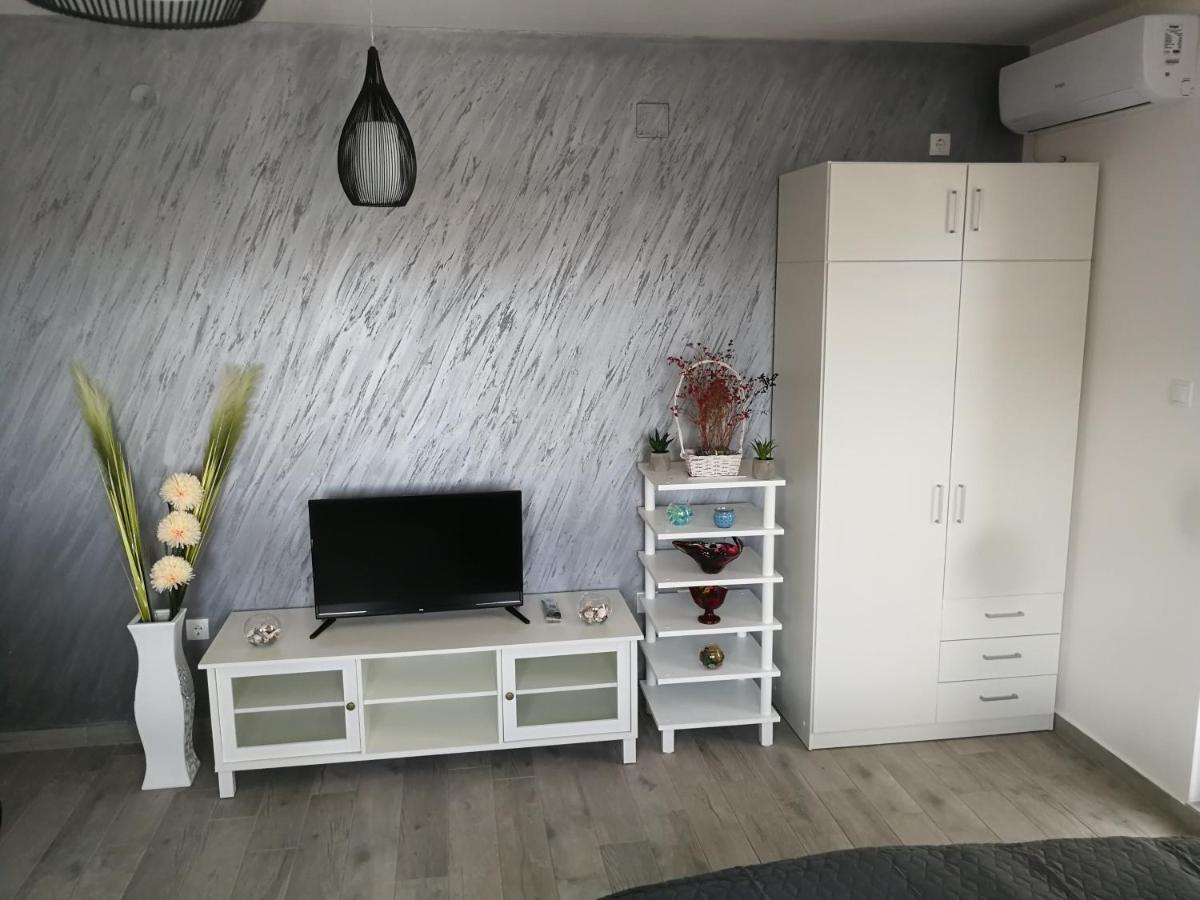 Danica Daire Sremska Mitrovica Dış mekan fotoğraf
