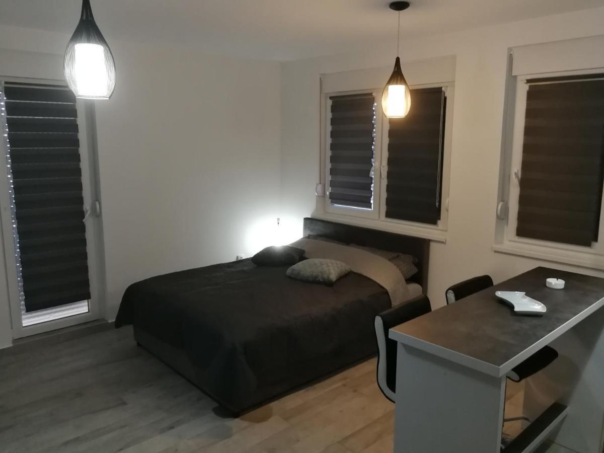 Danica Daire Sremska Mitrovica Dış mekan fotoğraf